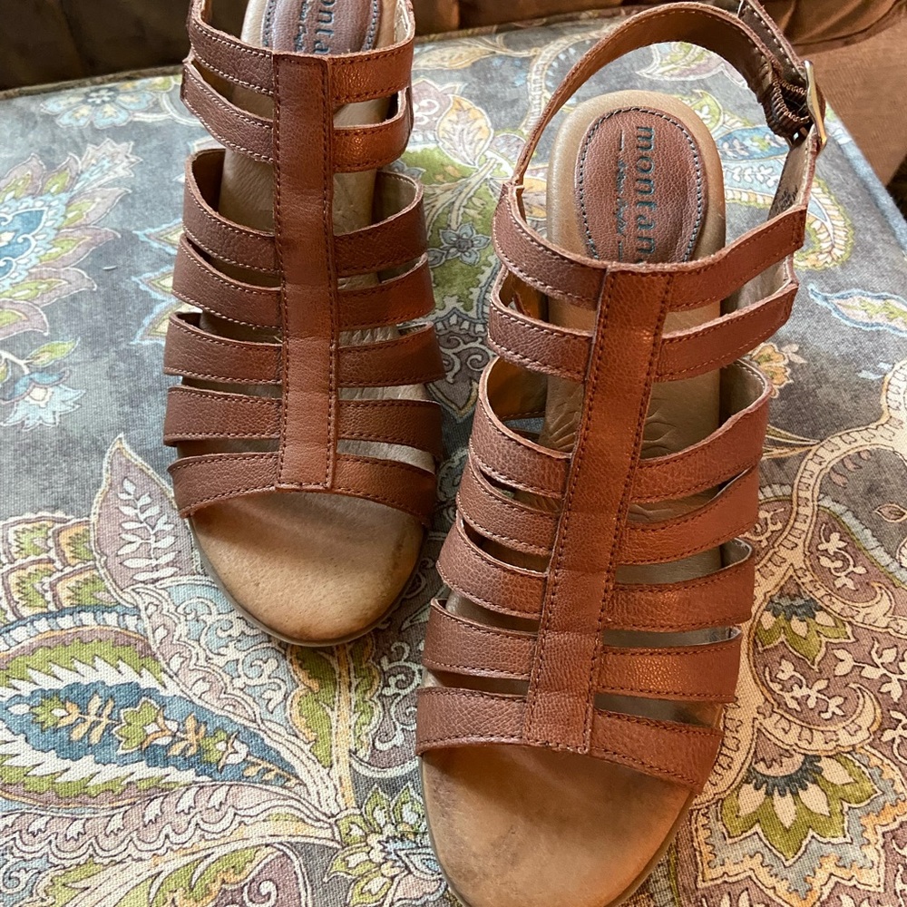 Montana West Brown Gladiator Sandals with Block Heel